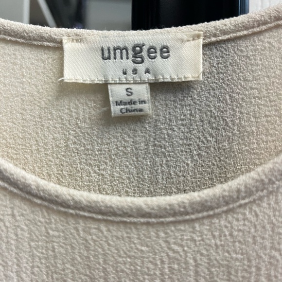 Cream sheath dress - Picture 2 of 4